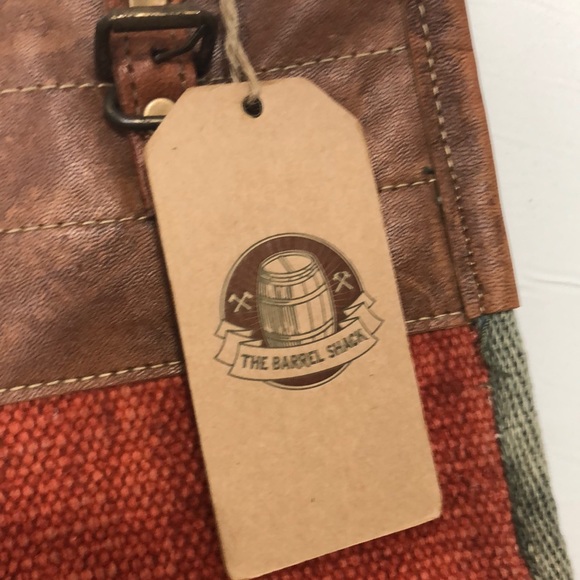 ❗️FINAL❗️ 🆕 The Barrel Shack The Sanders Tote 🔴🔴 - Picture 5 of 5